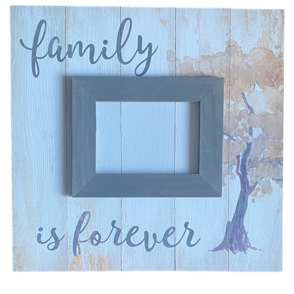 Family Is Forever Wooden Photo Frame - Picture 4 of 4